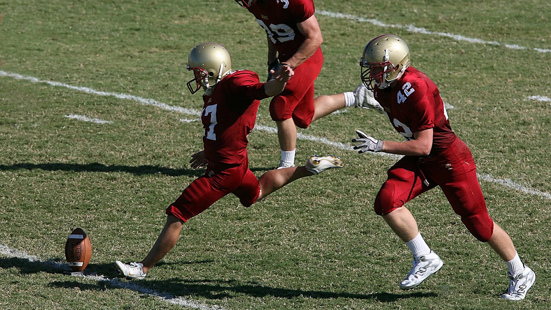 尤文图斯签下中场核心，增强中场控制力